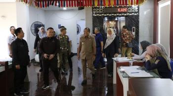 Pj. Gubernur Samsudin Sampaikan Jawaban atas Pemandangan Umum Fraksi terhadap Raperda RPJPD 2025-2045
